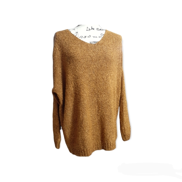 Womens sz Lg Gold popcorn super soft Charlotte Russe sweater - Picture 8 of 8